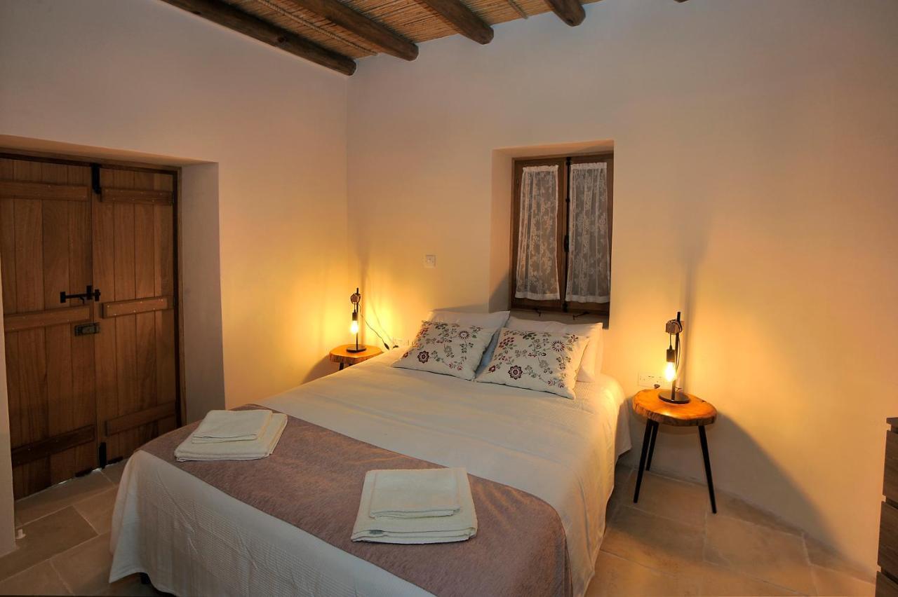 Pentasino Traditional House Agios Theodoros 外观 照片