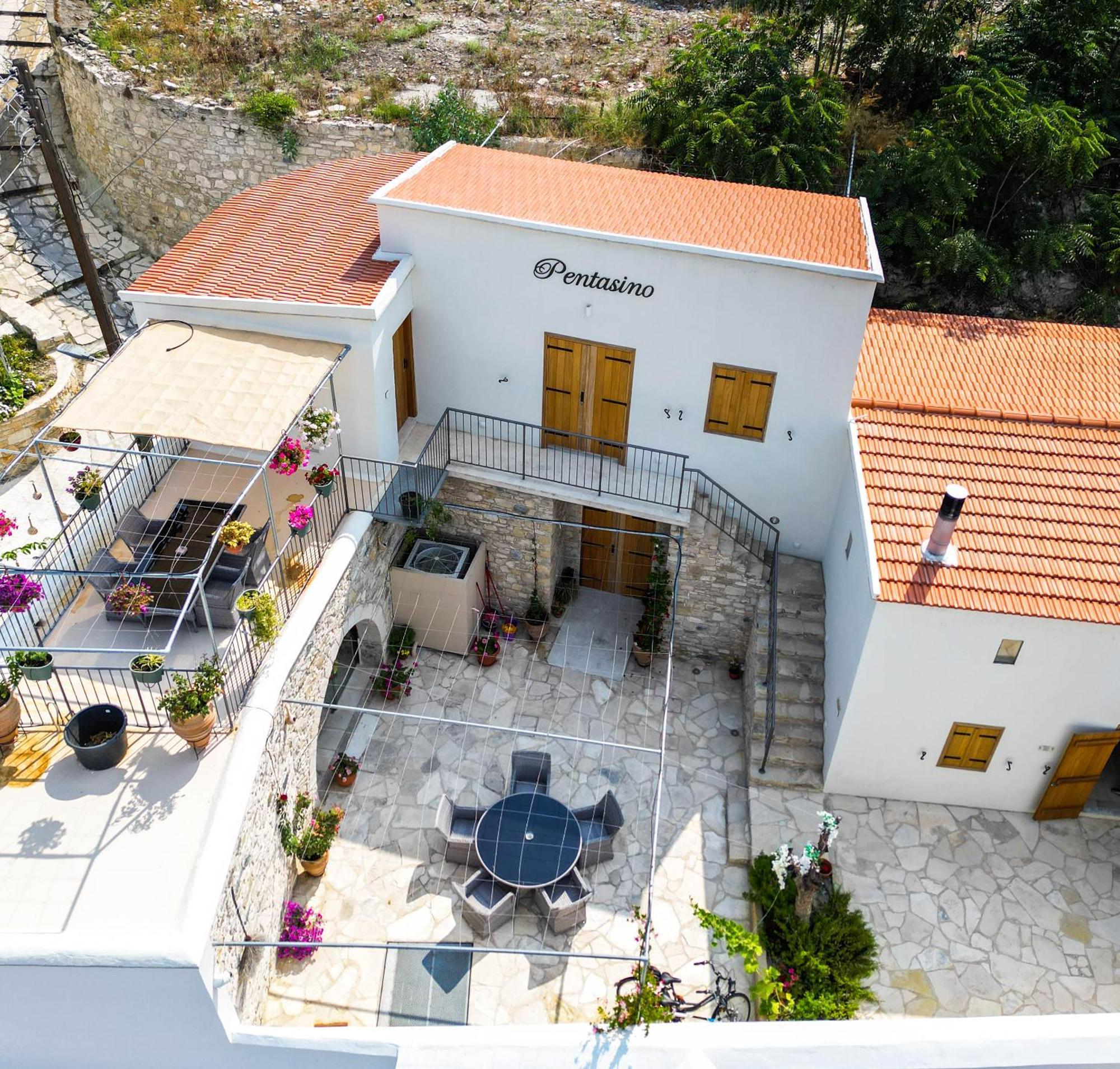 Pentasino Traditional House Agios Theodoros 外观 照片
